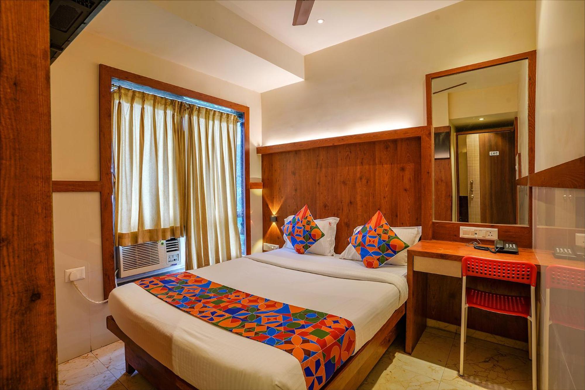 Fabexpress Super 7 Inn - Nr Rabale Station Navi Mumbai Extérieur photo